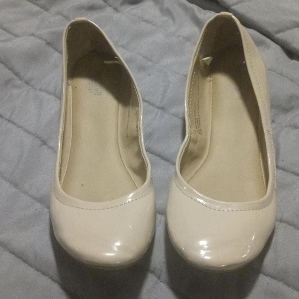 Mossimo slip ons